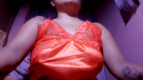 naughtymom_33 online show from August 4, 6:14 pm