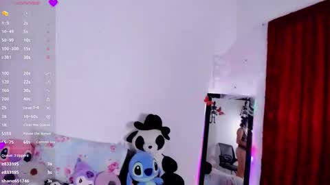 Snapshot of naughtypixie_ chatting on October 15, 4:04 am Pixie online show from October 15, 4:04 am