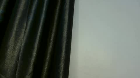 naughtyslut02 online show from June 18, 9:14 am