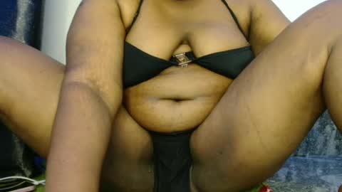 naughtyslut02 online show from June 12, 6:43 am