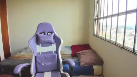 nayara_hinny online show from December 20, 8:57 pm