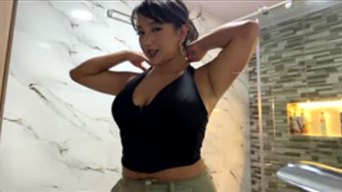 Nefertari online show from April 27, 4:09 am
