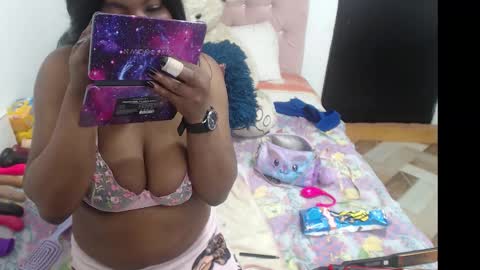 Snapshot of negrabig_38 chatting on October 9, 4:05 am negrabig 38 online show from October 9, 4:05 am