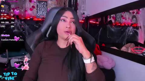 Miah online show from October 19, 11:45 am