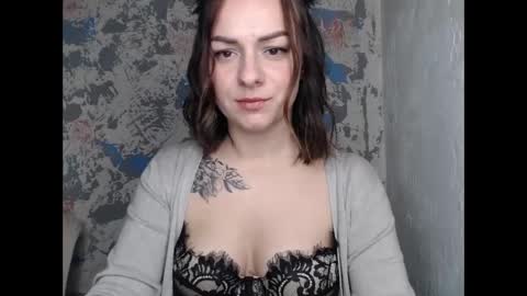 Nellie Lynn online show from March 21, 4:23 pm