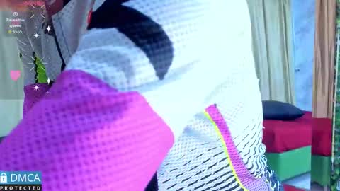 Salome Nena cupcake online show from February 3, 12:10 pm