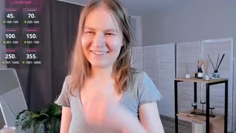 Leone online show from March 11, 8:40 am