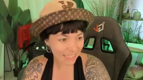Neo Geisha online show from July 31, 7:31 am