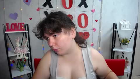 Snapshot of neonilalisova chatting on September 13, 5:37 am NeonilaLisova online show from September 13, 5:37 am