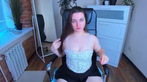 Snapshot of nero_asta chatting on September 30, 2:22 pm nero_asta online show from September 30, 2:22 pm