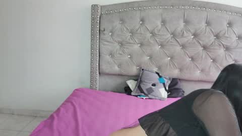 nesuko_kamado online show from November 29, 4:44 pm