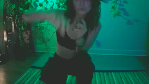 luna online show from January 1, 2:09 am