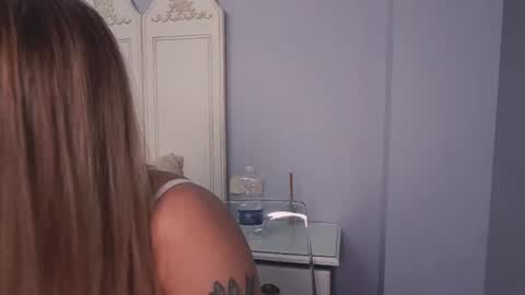 new dee online show from July 20, 8:53 pm