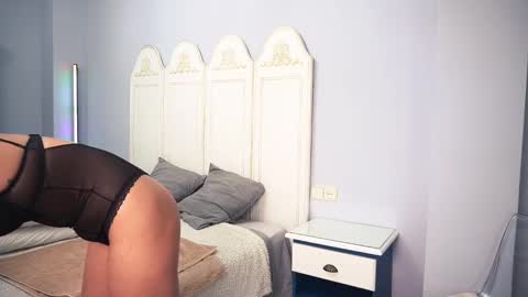 new dee online show from March 3, 9:16 am