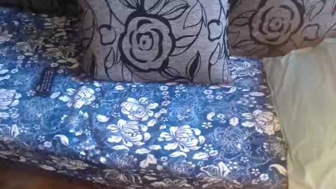 Lilly  online show from March 13, 10:49 am