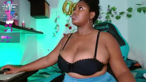 niawk_29_ online show from May 23, 7:12 pm