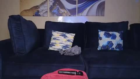 Snapshot of nicckah_ chatting on January 21, 5:30 pm Lilly online show from January 21, 5:30 pm