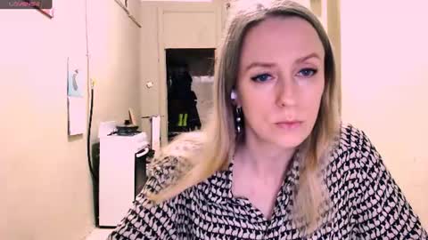 Kathrine online show from July 3, 6:03 pm