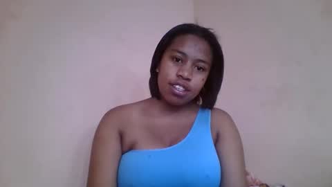 nicelly01 online show from June 10, 7:07 am