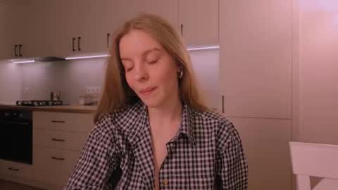 Nicka Cherie online show from February 25, 6:28 pm