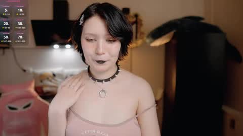 nickari_x online show from June 7, 7:04 am