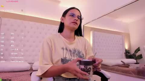 nickky online show from July 7, 1:25 pm
