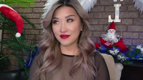 Snapshot of nicky_owl chatting on December 22, 4:48 pm Nicky online show from December 22, 4:48 pm