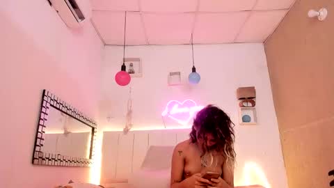 Snapshot of nicky_teem chatting on October 20, 3:37 pm nicky_teem online show from October 20, 3:37 pm