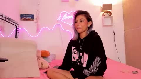 Snapshot of nicky_teem chatting on December 20, 9:54 am nicky_teem online show from December 20, 9:54 am