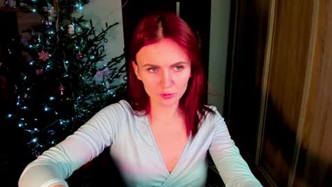 Nicky Weekends online show from December 27, 2:55 pm