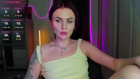 Nicky Weekends online show from September 17, 2:09 am