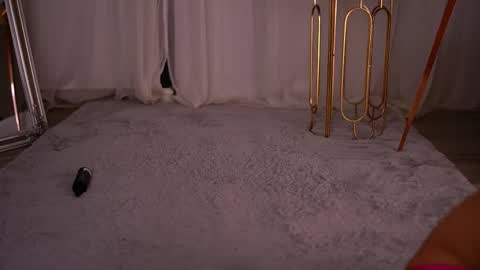 Nicky online show from October 8, 6:56 pm