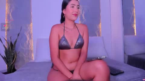 Nicol  online show from June 22, 7:11 pm
