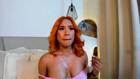 nicole_brown1126 online show from July 6, 3:23 am