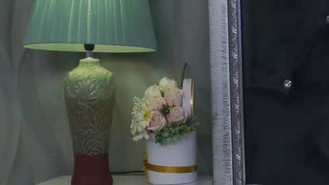 Nicole Wesley online show from January 17, 1:40 pm