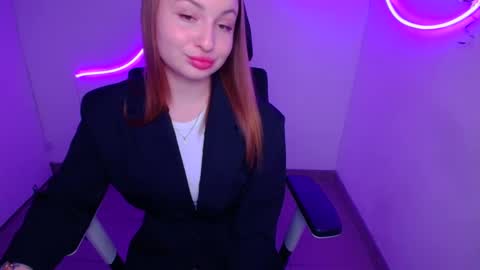 Snapshot of nicoledior_ chatting on September 17, 7:45 pm Nicole online show from September 17, 7:45 pm