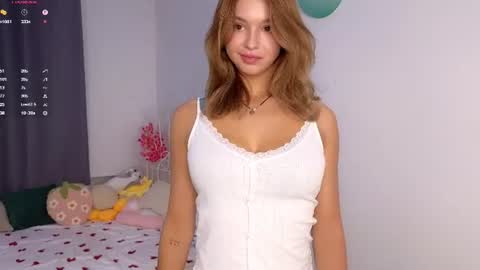 Nicole online show from June 27, 7:20 pm