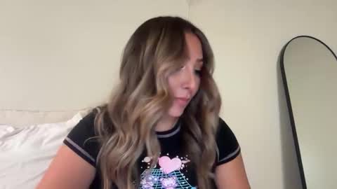 nicolelovesyou444 online show from October 28, 2:17 am