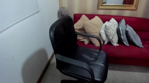 Nicolettcolin  online show from June 17, 6:42 pm