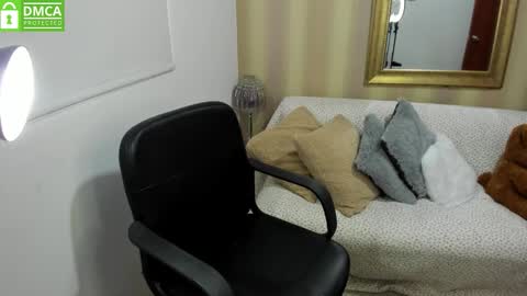 Snapshot of nicolettcolin chatting on September 30, 6:24 pm Nicolettcolin online show from September 30, 6:24 pm