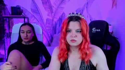 Snapshot of nielletablossom chatting on February 27, 5:56 am Nellie online show from February 27, 5:56 am
