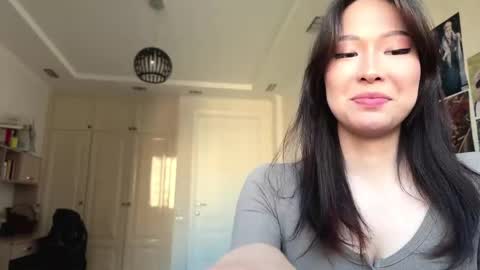 Hanna online show from May 2, 8:39 am