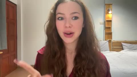 Snapshot of night_jelly chatting on October 28, 2:12 pm Aurora online show from October 28, 2:12 pm