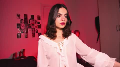 Daisy online show from November 15, 11:11 am