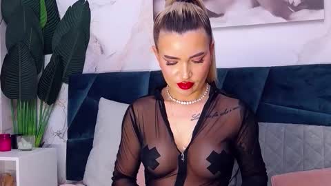 Iris online show from November 10, 9:26 am