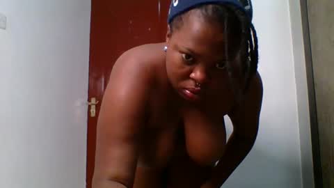 Snapshot of nighty_desire chatting on October 17, 10:40 am Nighty Desire online show from October 17, 10:40 am