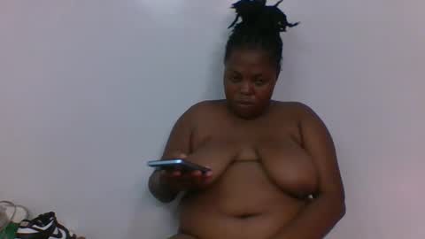 Snapshot of nighty_desire chatting on October 14, 12:13 am Nighty Desire online show from October 14, 12:13 am