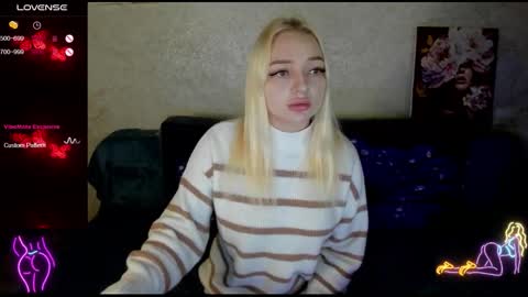 nigo_nika online show from November 21, 1:13 pm