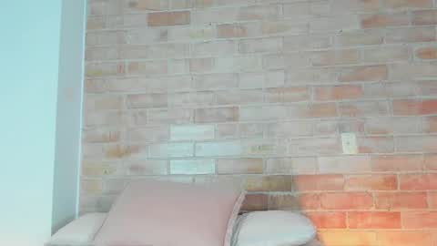 Niicole online show from August 2, 12:57 am