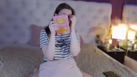 niixi online show from June 12, 9:17 am